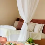 Beige-a-view, F2 - Sea Dreams, Święty Włas