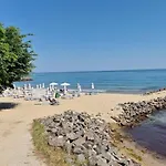 Beige-a-view, F2 - Sea Dreams, * Święty Włas
