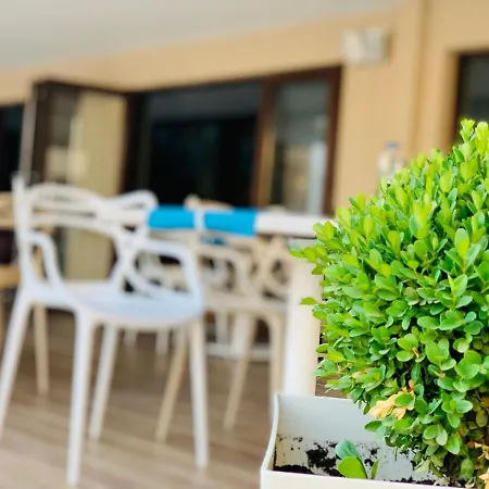 Sea Dreams, Sveti Vlas Beige A View - F2 Apartmán *