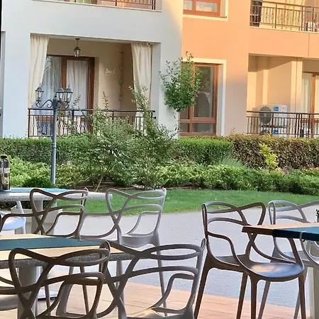 Sea Dreams, Sveti Vlas Beige A View - F2 Apartmán *