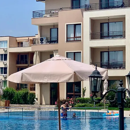 Sea Dreams, Sveti Vlas Beige A View - F2 Apartmán