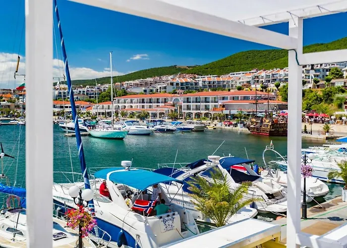 Beige-a-view, Sea Dreams *